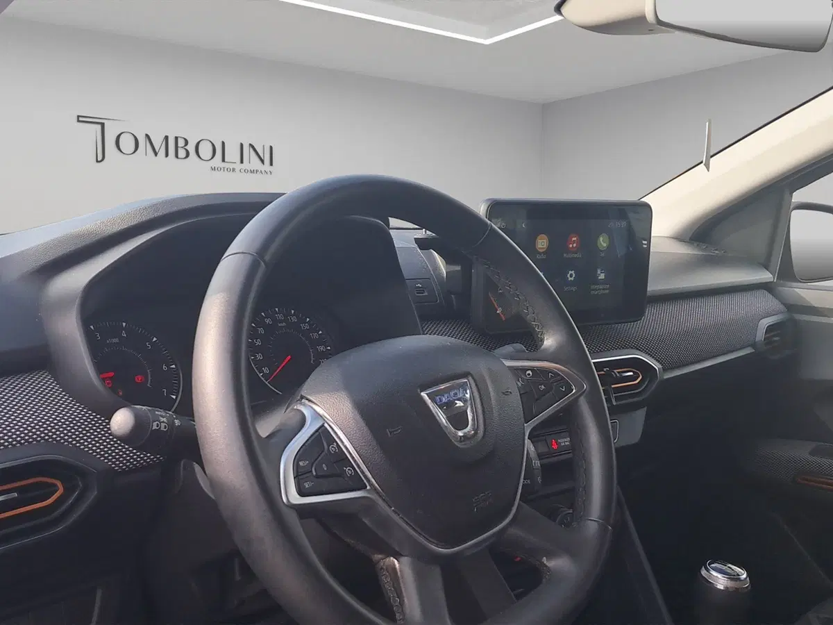 Dacia Sandero usata a Macerata (10)