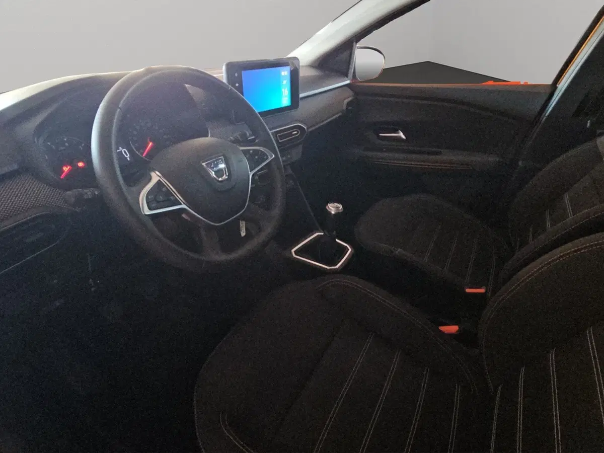 Dacia Sandero usata a Macerata (10)