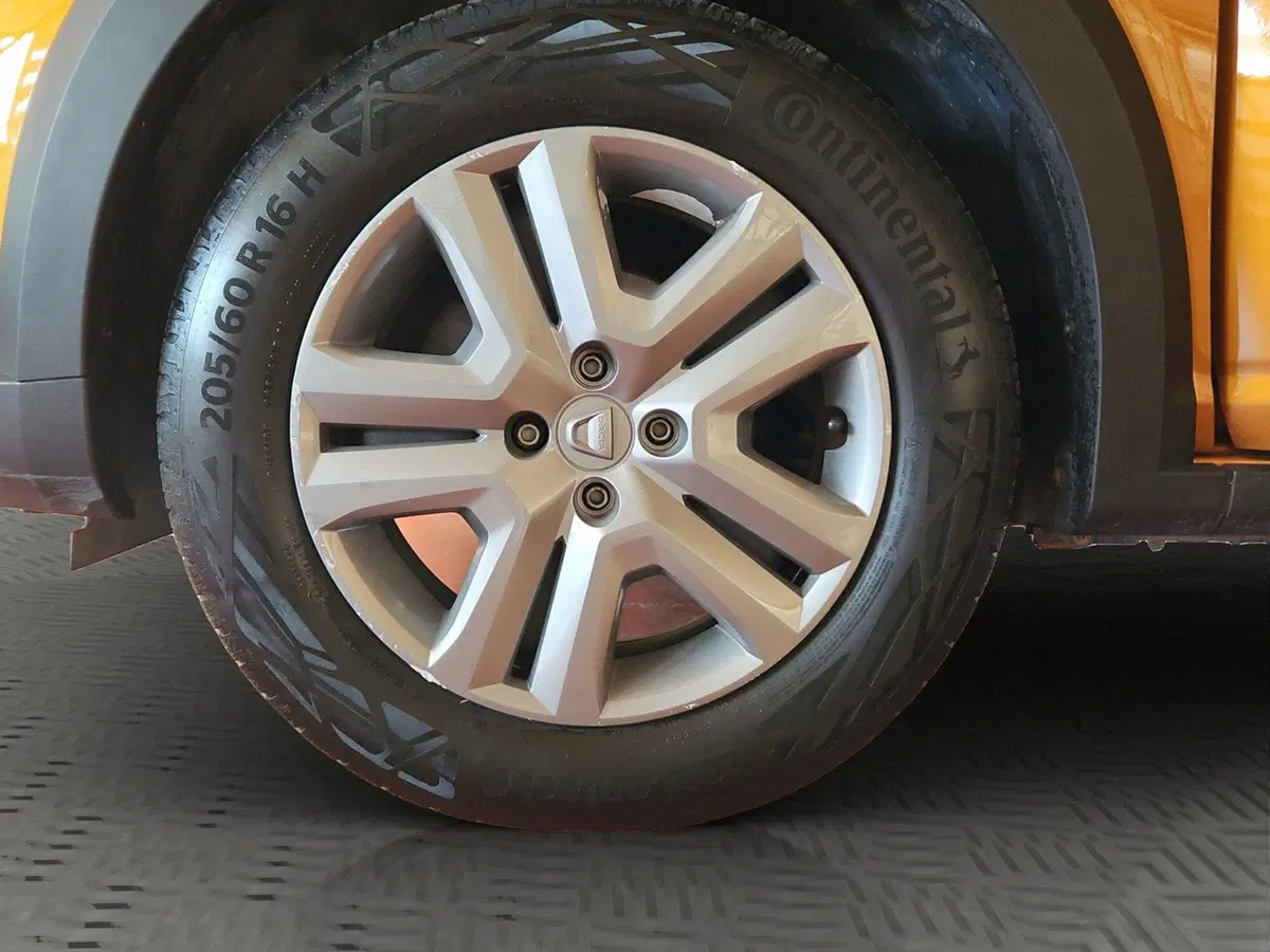 Dacia Sandero usata a Macerata (12)