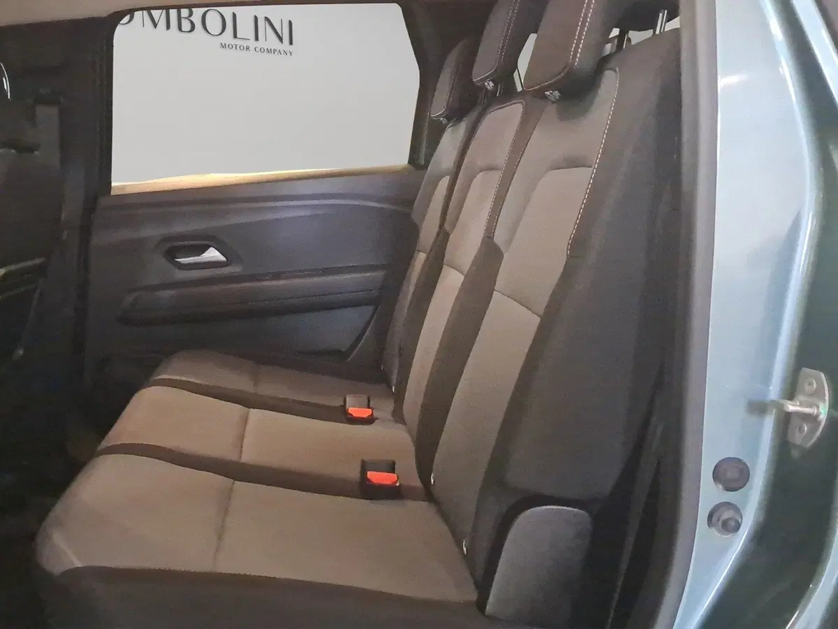 Dacia Jogger usata a Macerata (9)