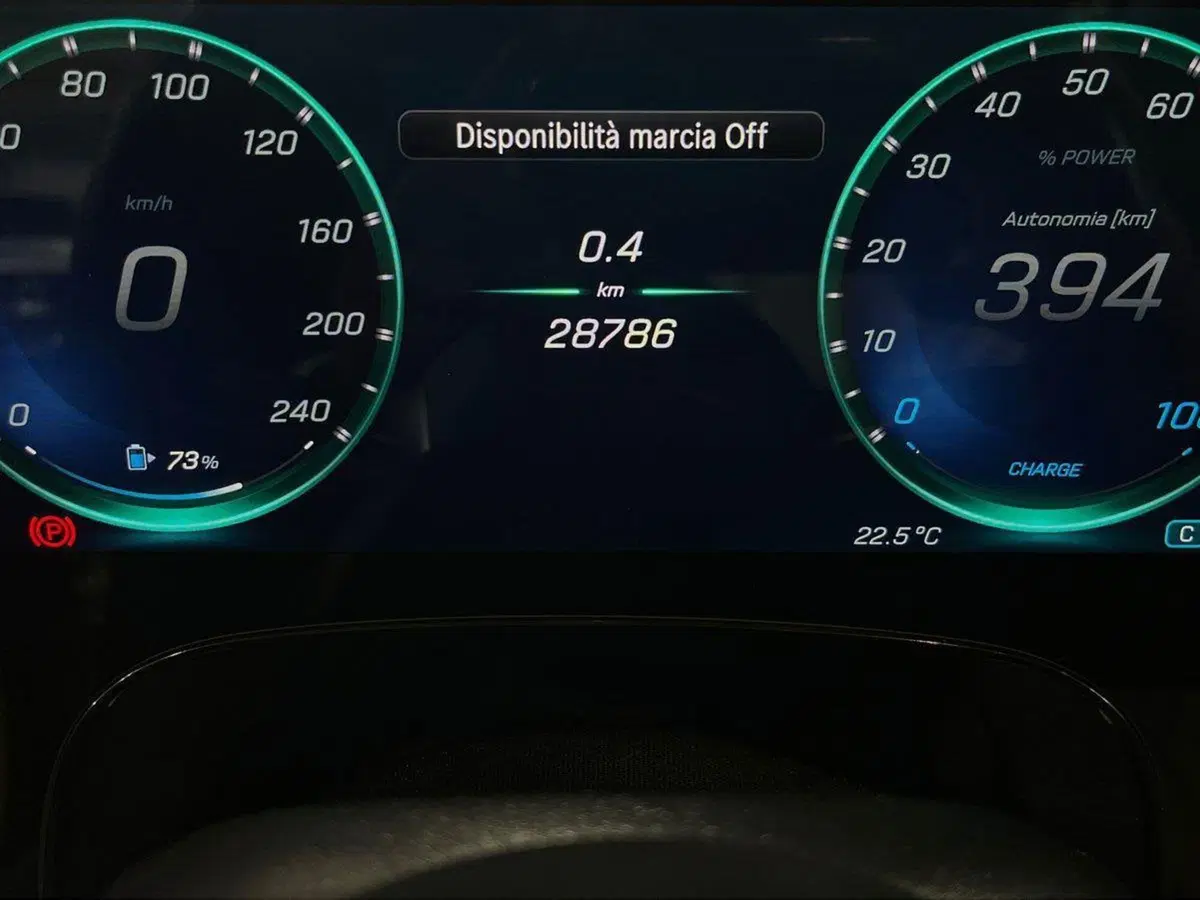 Mercedes-Benz CLA usata a Napoli (9)