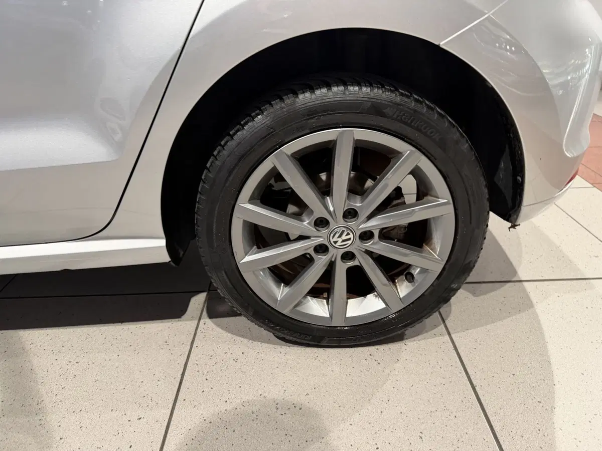 Volkswagen Polo usata a Genova (17)