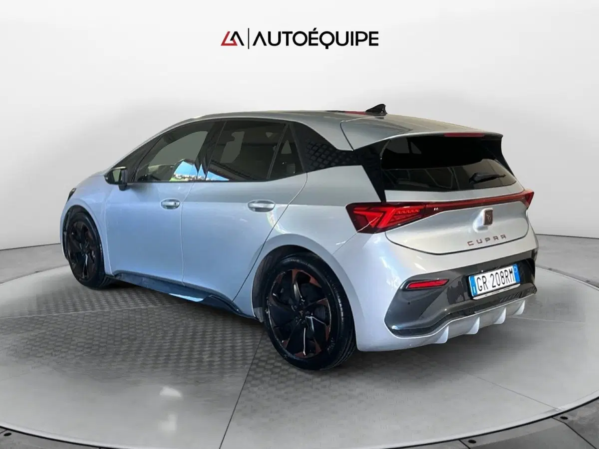 Cupra Born usata a Roma (3)
