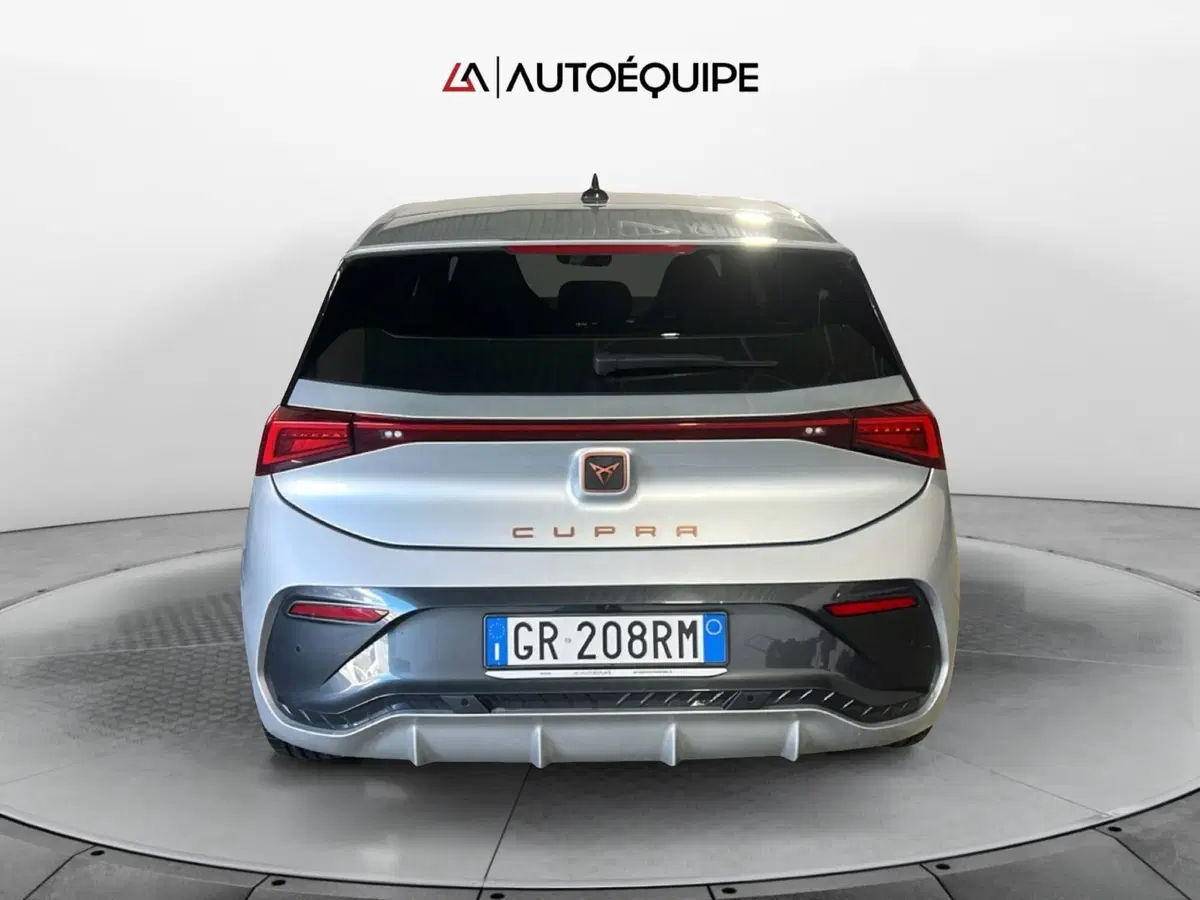 Cupra Born usata a Roma (4)