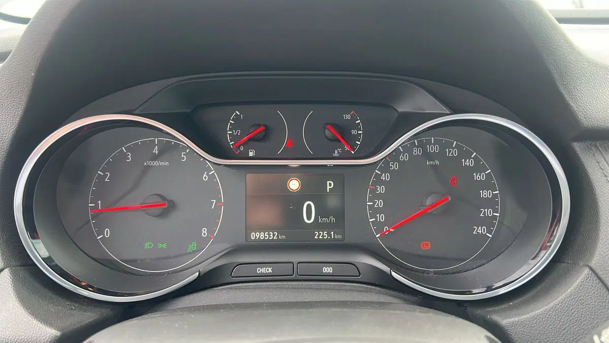 Opel Grandland X usata a Alessandria (11)