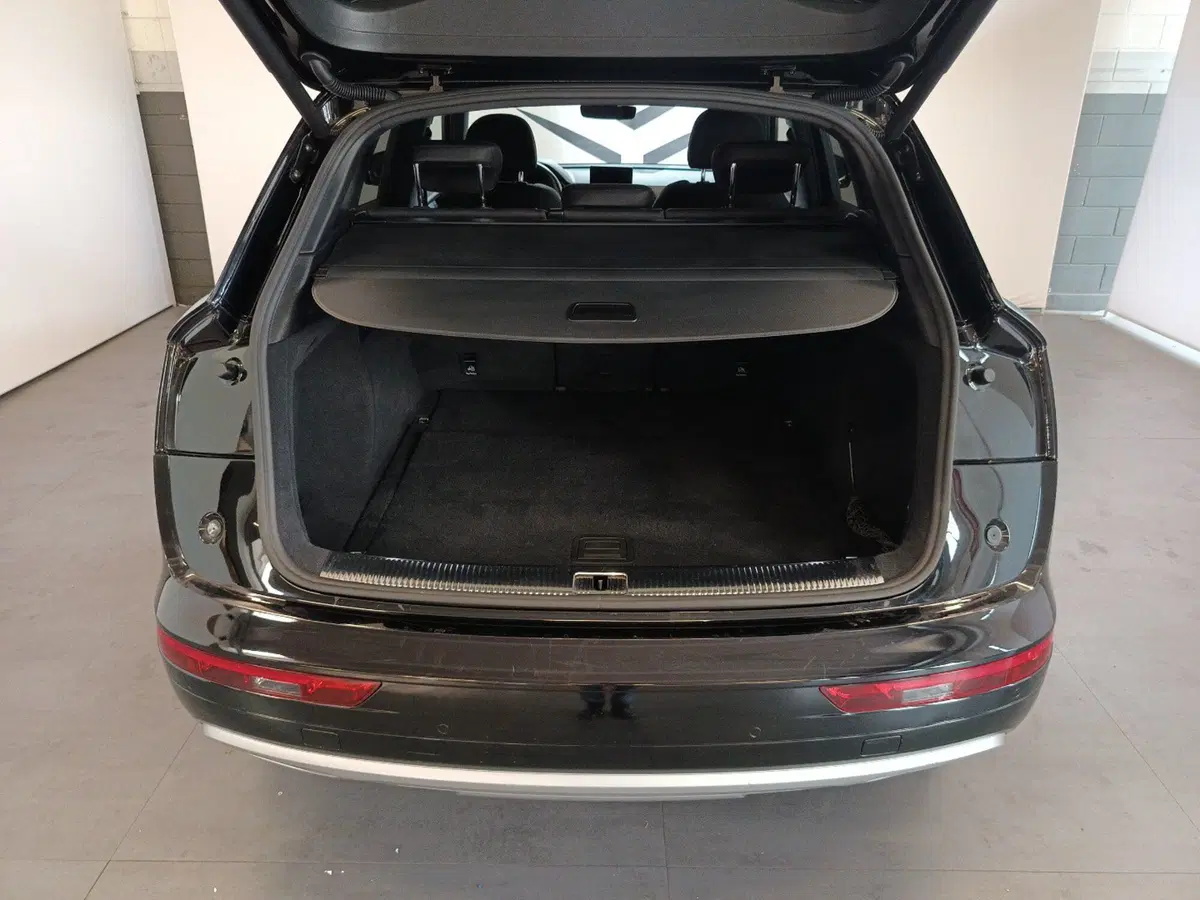 Audi Q5 Sportback usata a Varese (10)