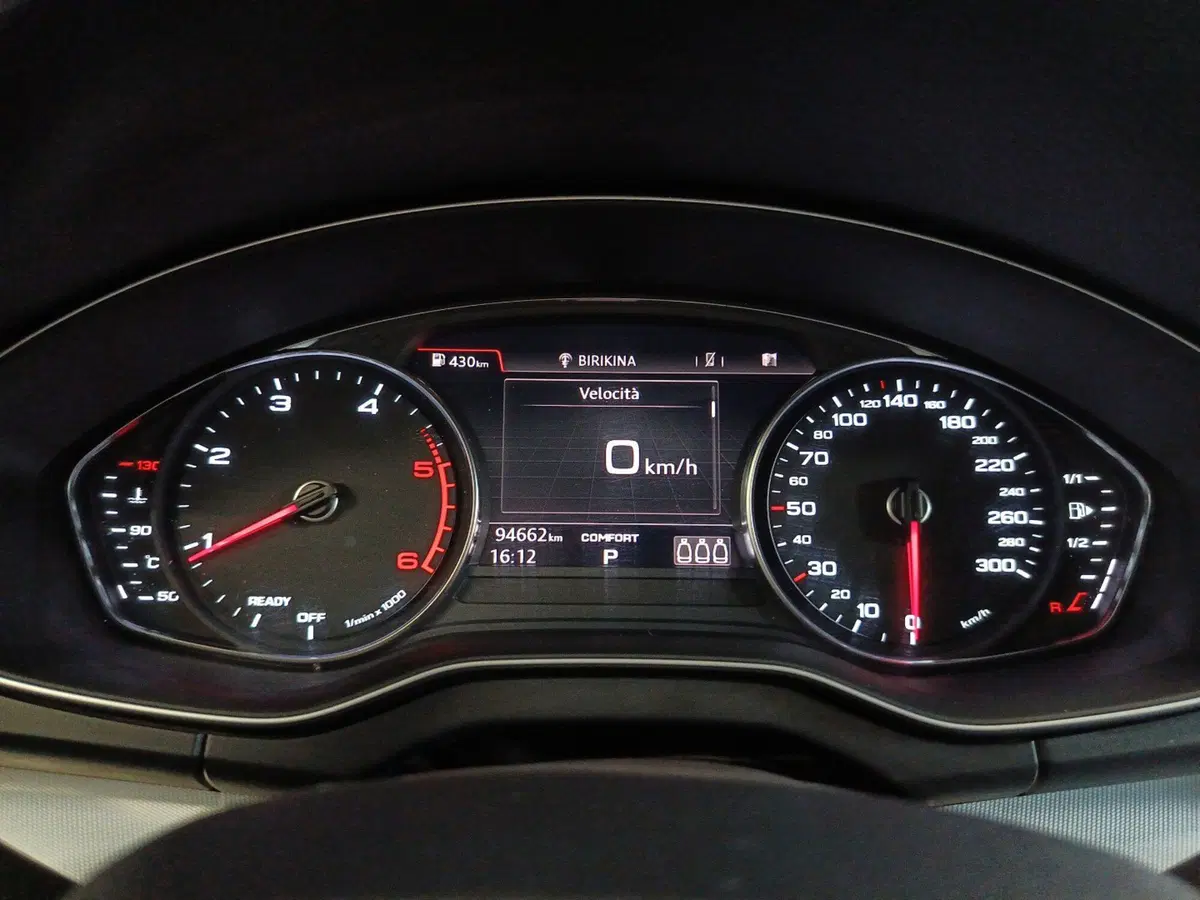 Audi Q5 Sportback usata a Varese (12)