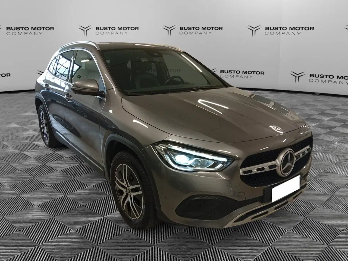 Mercedes-Benz GLA SUV usata a Varese