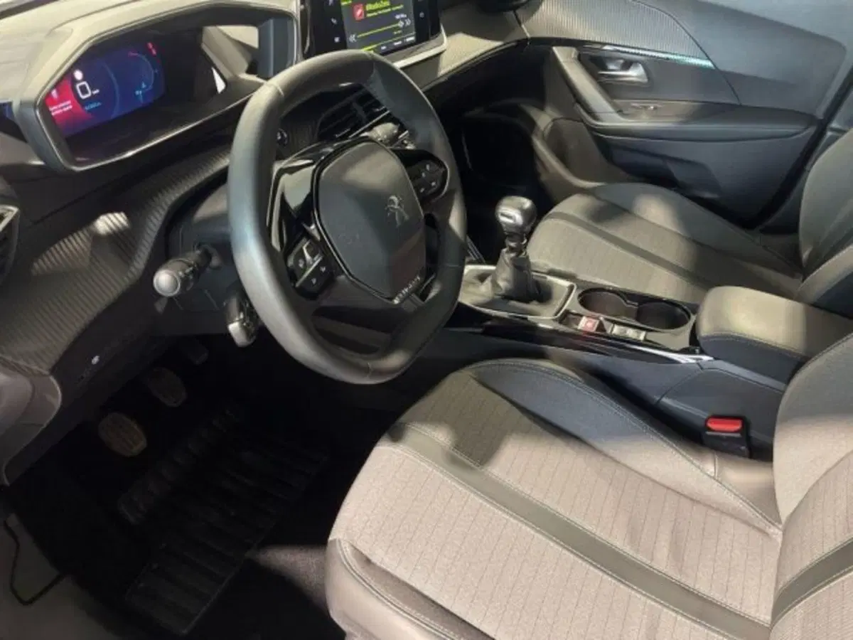 Peugeot 2008 usata a Ancona (9)