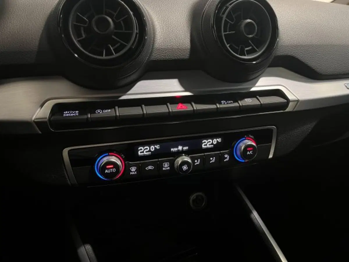 Audi Q2 usata a Treviso (8)