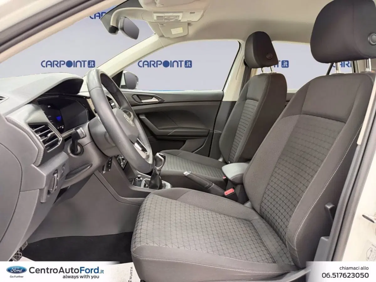 Volkswagen T-Cross usata a Roma (9)