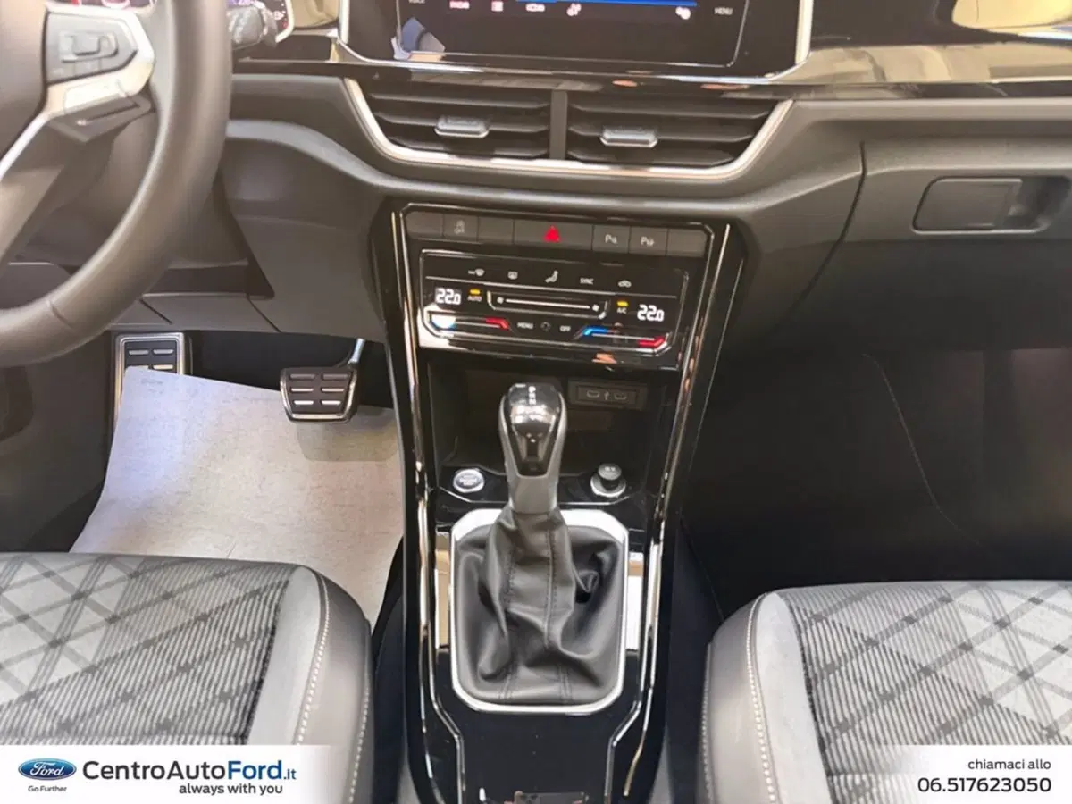 Volkswagen T-Roc usata a Roma (11)
