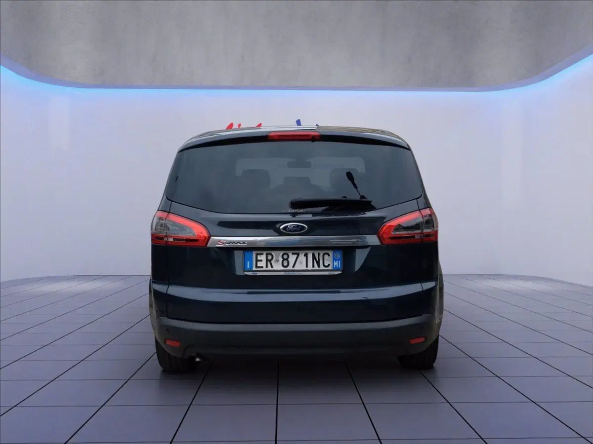 Ford S-Max usata a Milano (8)
