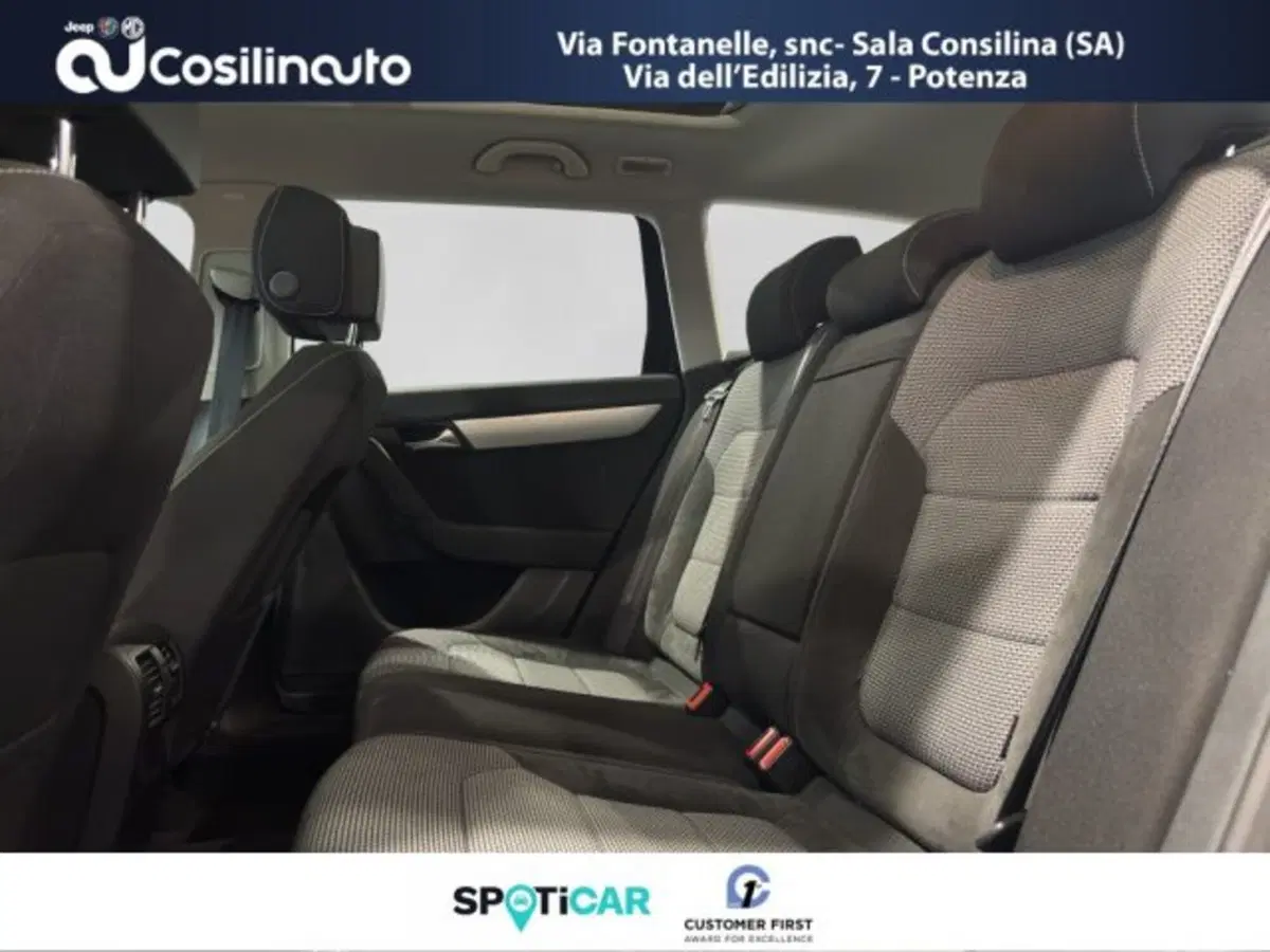 Volkswagen Passat Variant usata a Salerno (12)