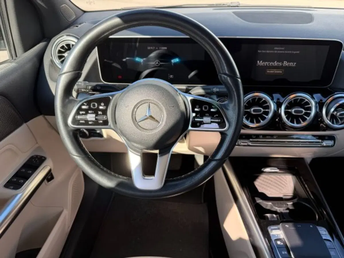 Mercedes-Benz Classe B usata a Salerno (9)