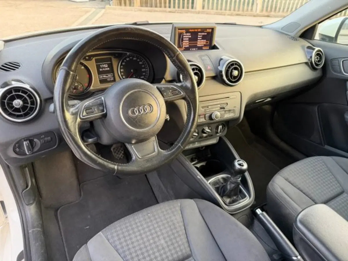Audi A1 usata a Salerno (4)
