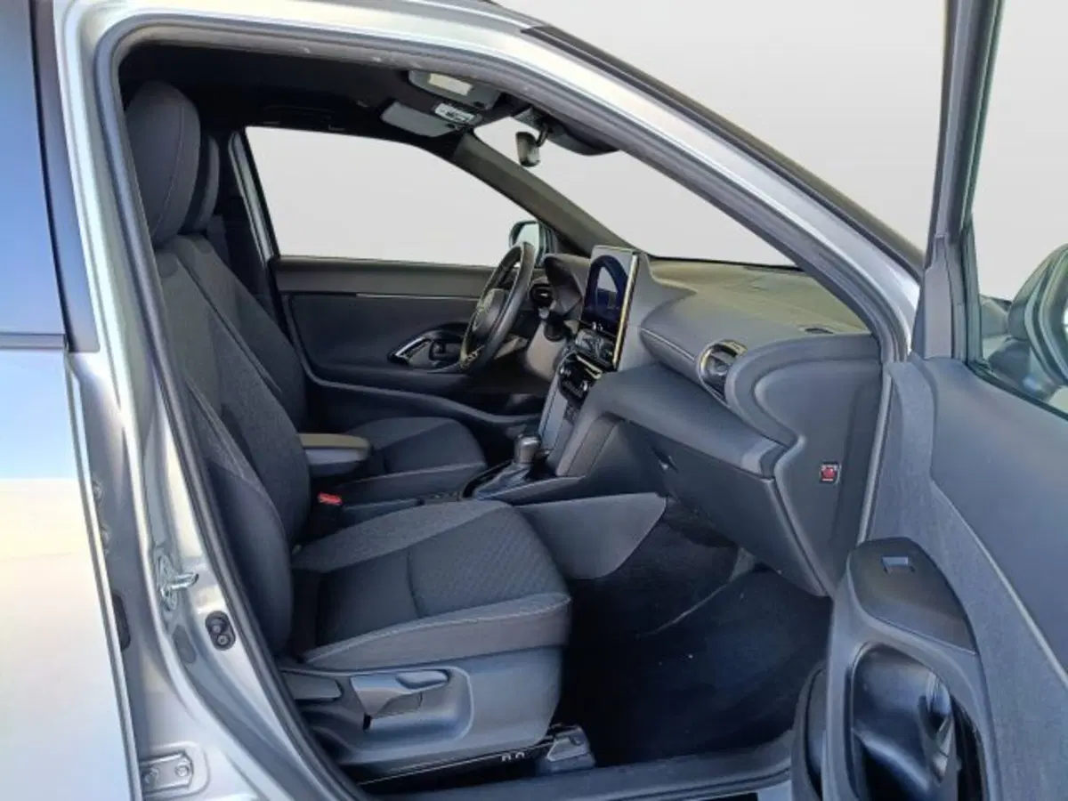 Toyota Yaris Cross usata a Teramo (11)
