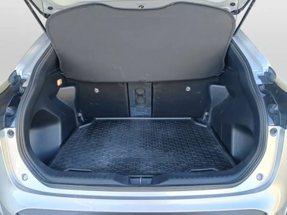 Toyota Yaris Cross usata a Teramo (19)