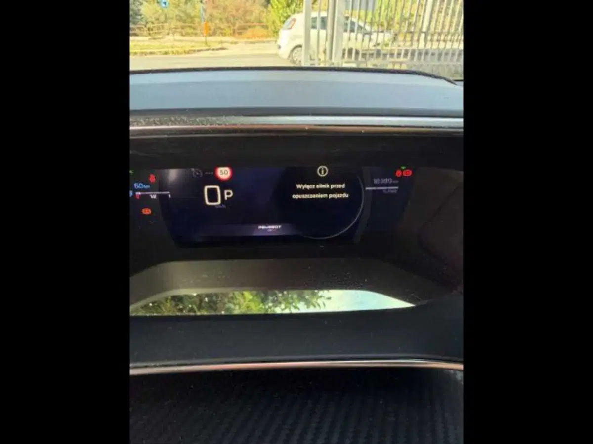 Peugeot 208 usata a Caltanissetta (15)