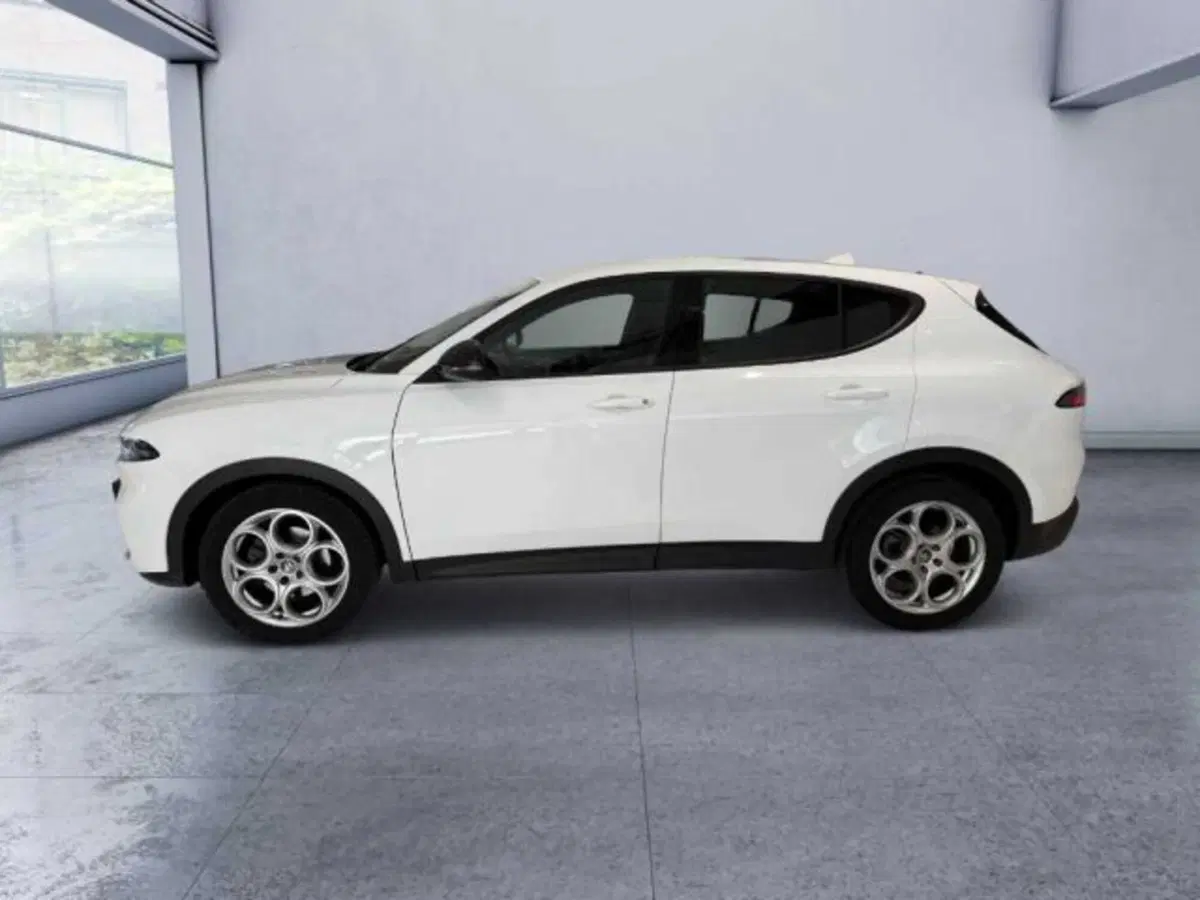 Alfa Romeo Tonale usata a Caltanissetta (7)
