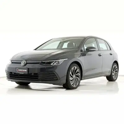 Volkswagen Golf 1.5 TGI DSG Life del 2021 usata a Bastia Umbra