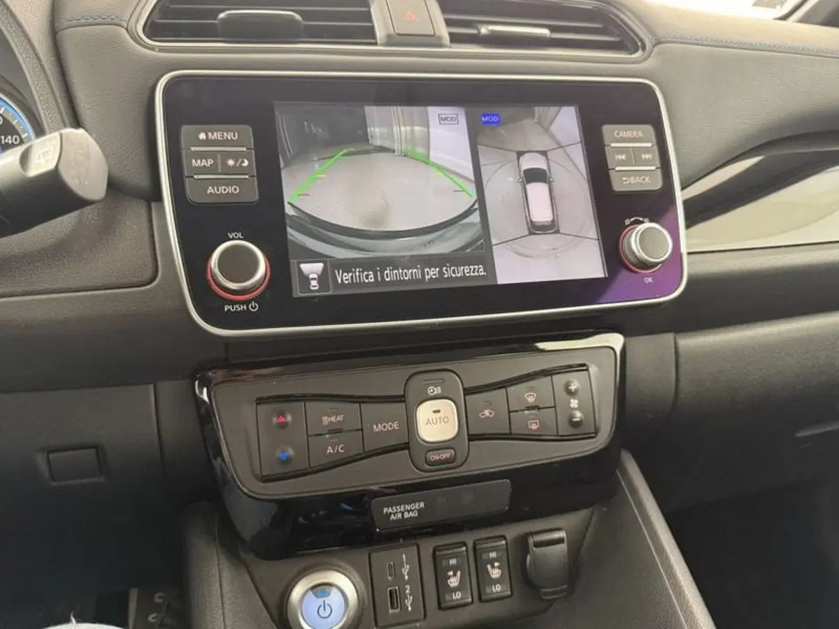 Nissan Leaf usata a Perugia (15)