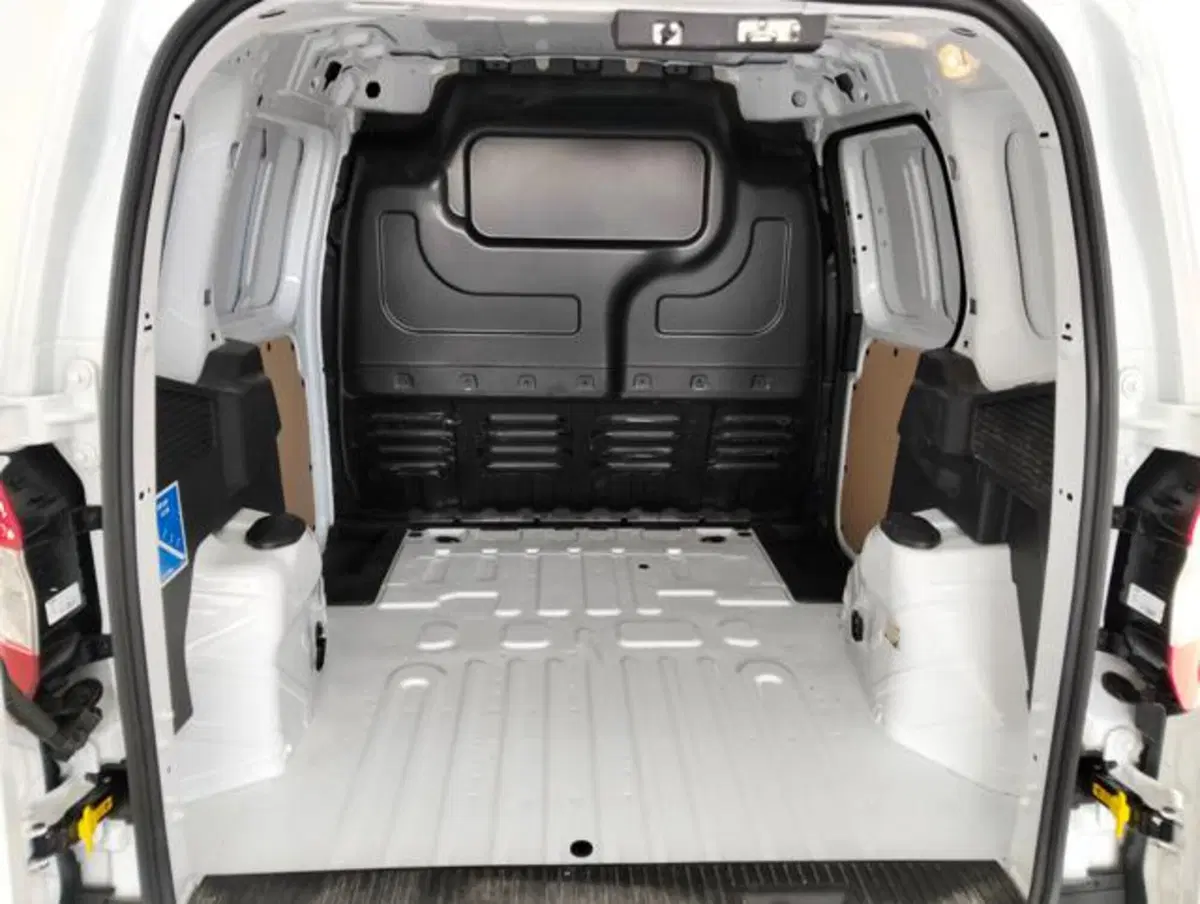 Ford Transit Courier usata a Como (12)