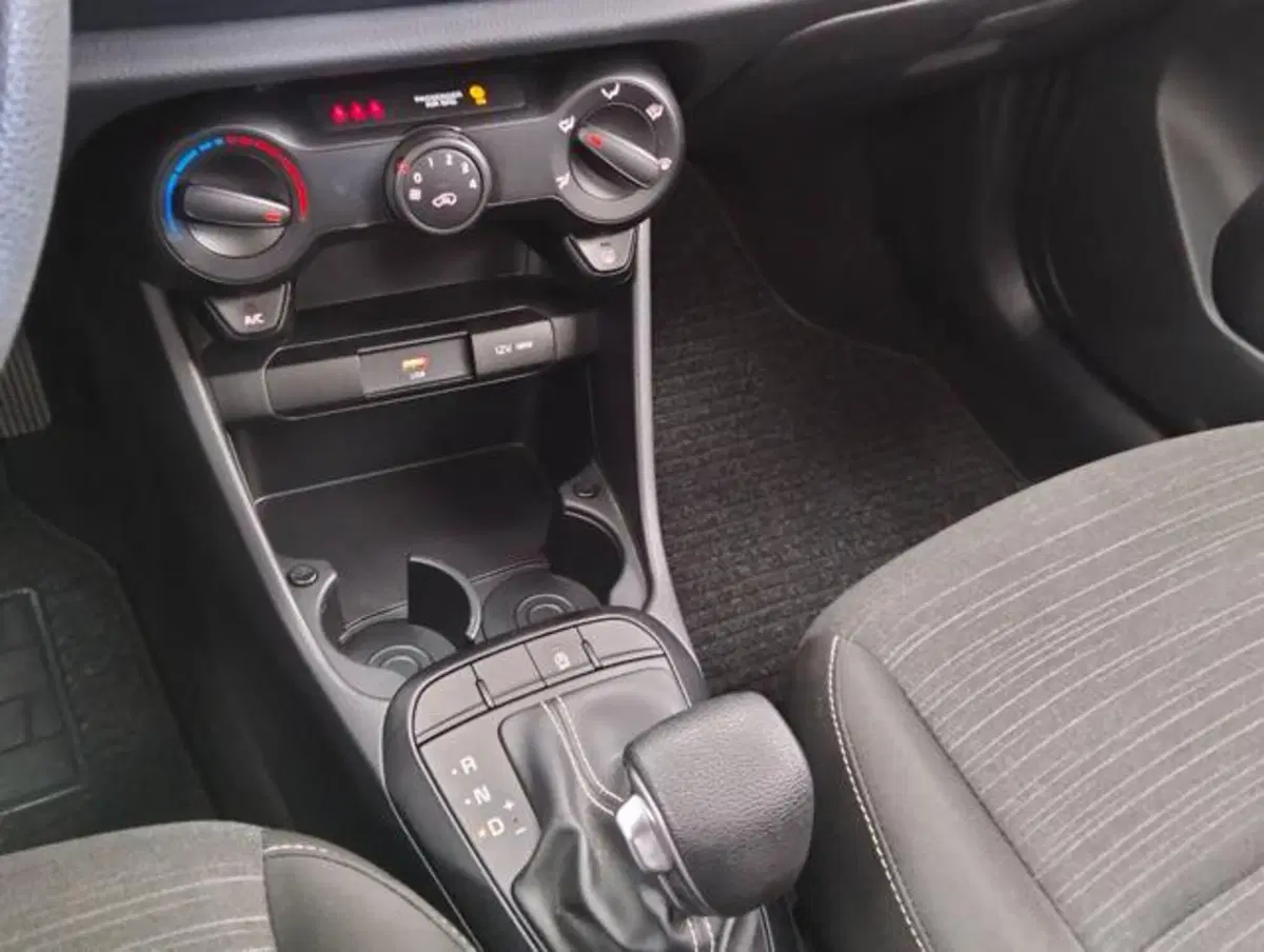 Kia Picanto usata a Como (12)