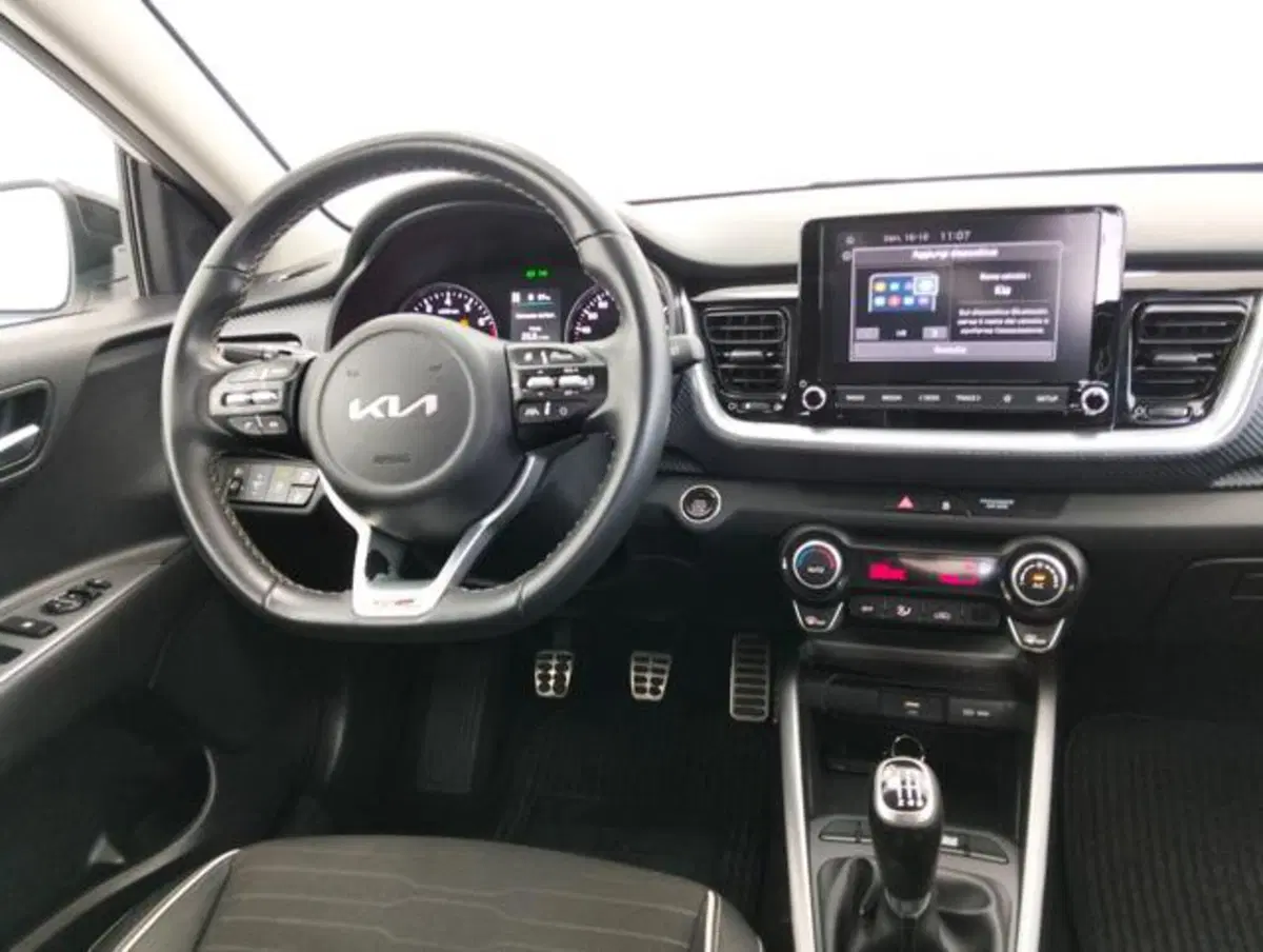 Kia Stonic usata a Como (10)
