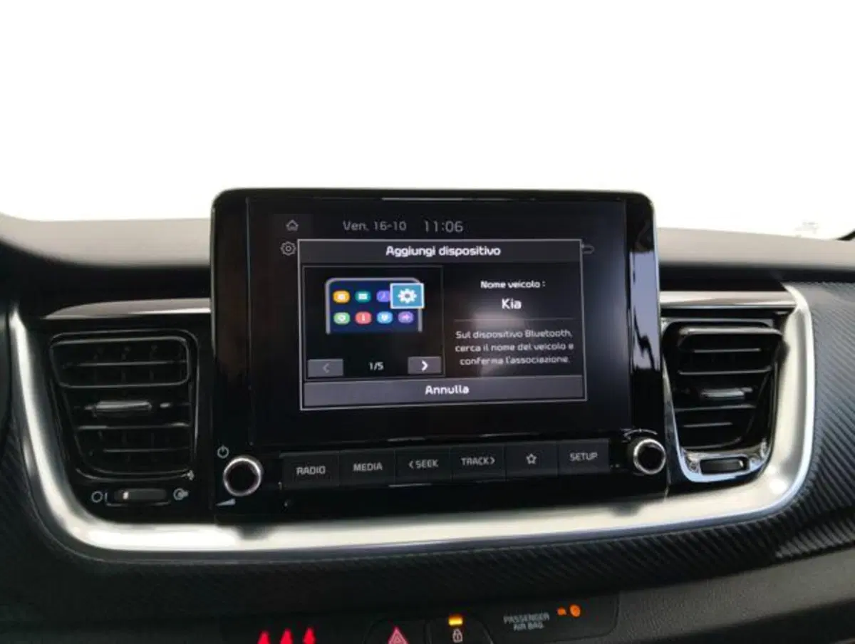 Kia Stonic usata a Como (13)