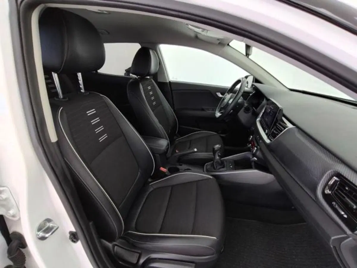 Kia Stonic usata a Como (3)
