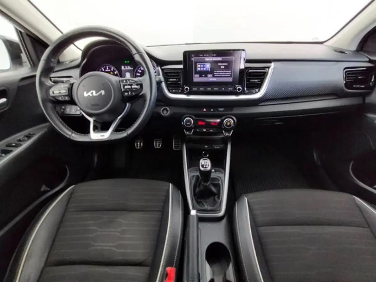 Kia Stonic usata a Como (4)
