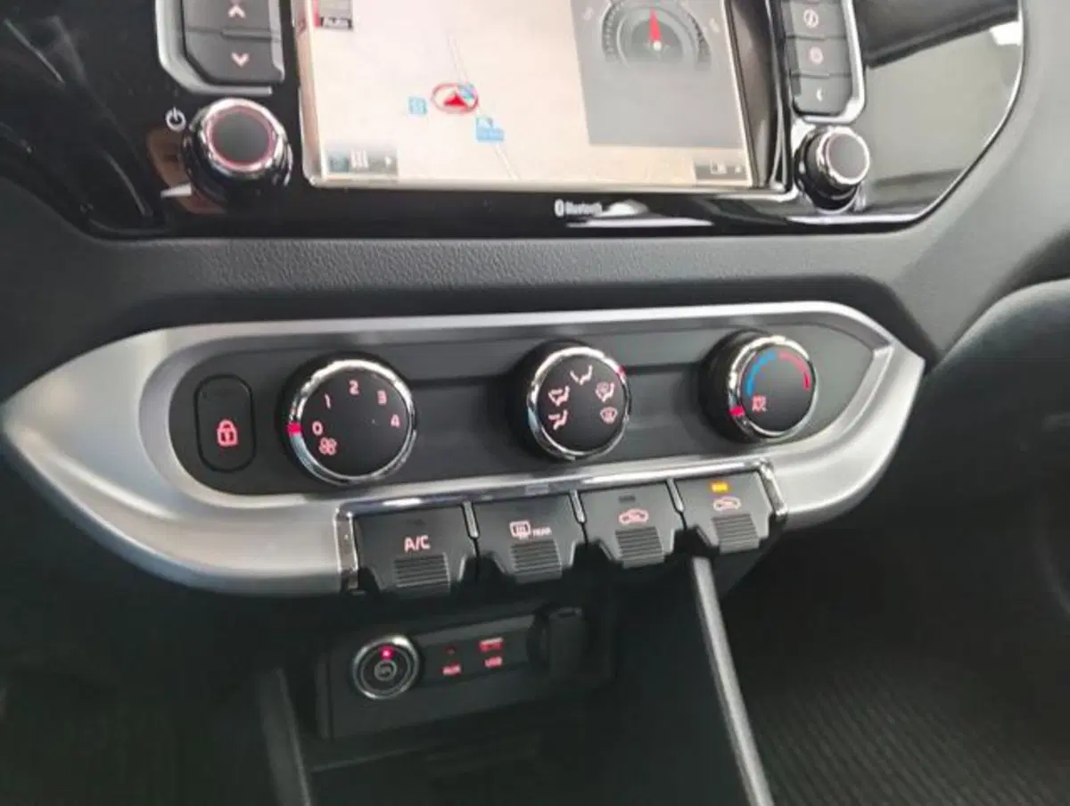 Kia Rio usata a Como (15)