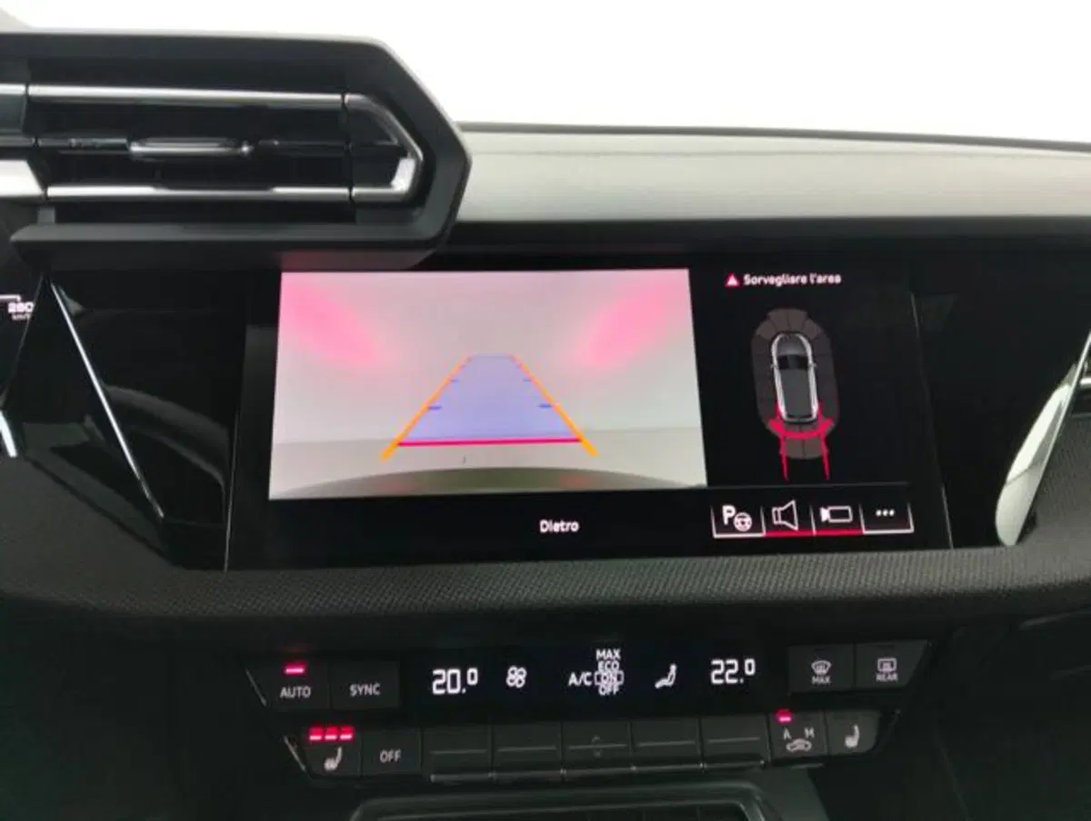 Audi A3 Sportback usata a Como (14)