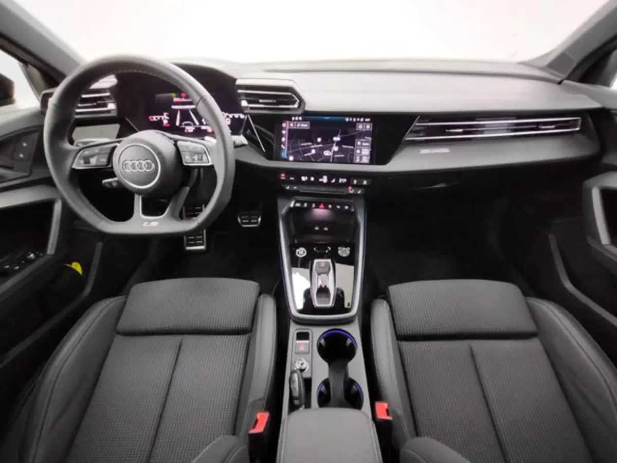 Audi A3 Sportback usata a Como (4)