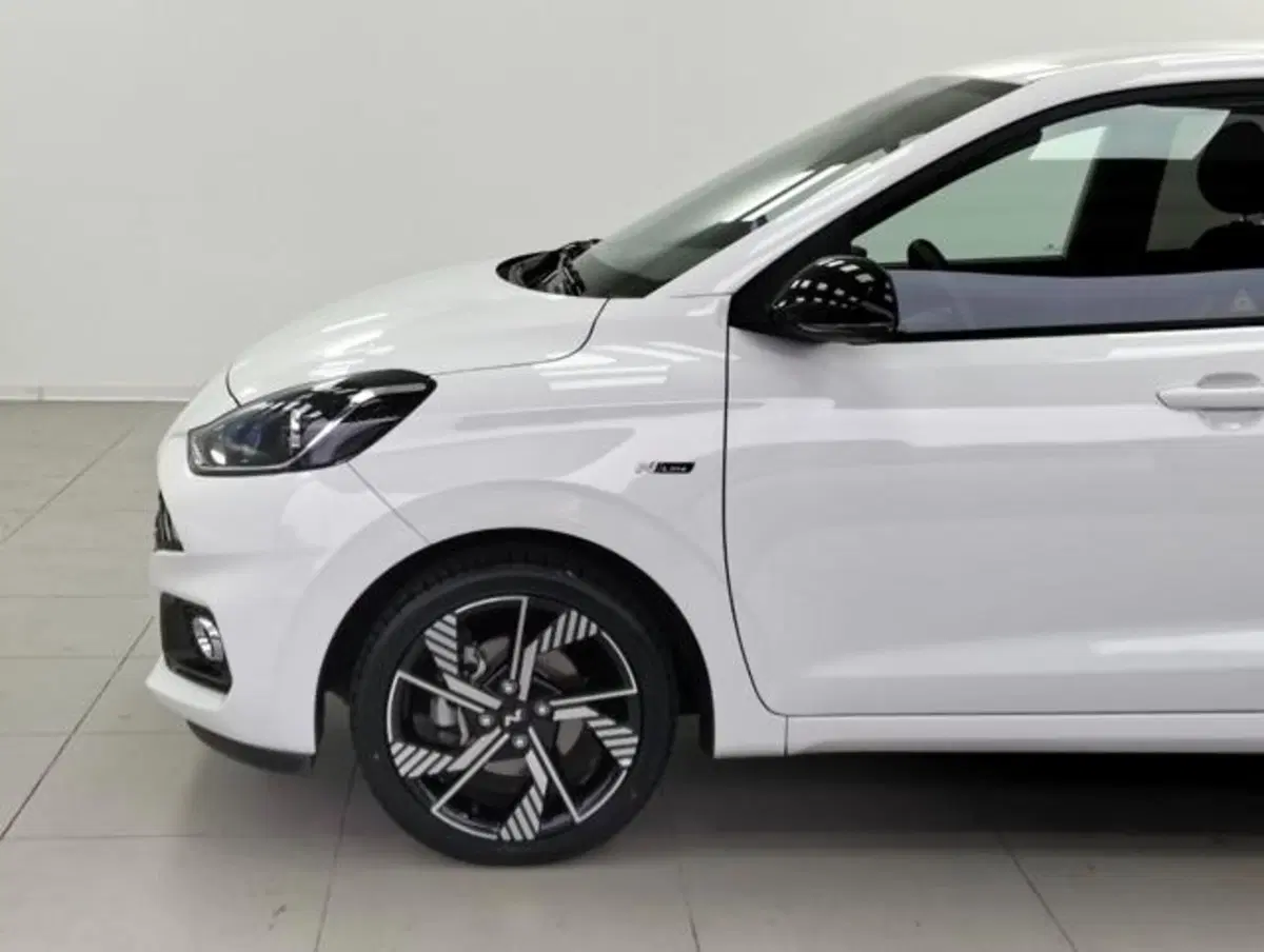 Hyundai i10 usata a Como (9)