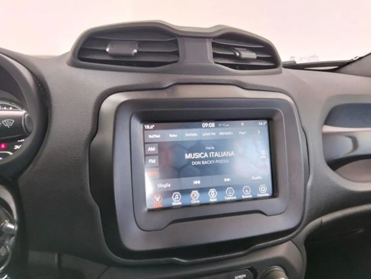 Jeep Renegade usata a Como (12)