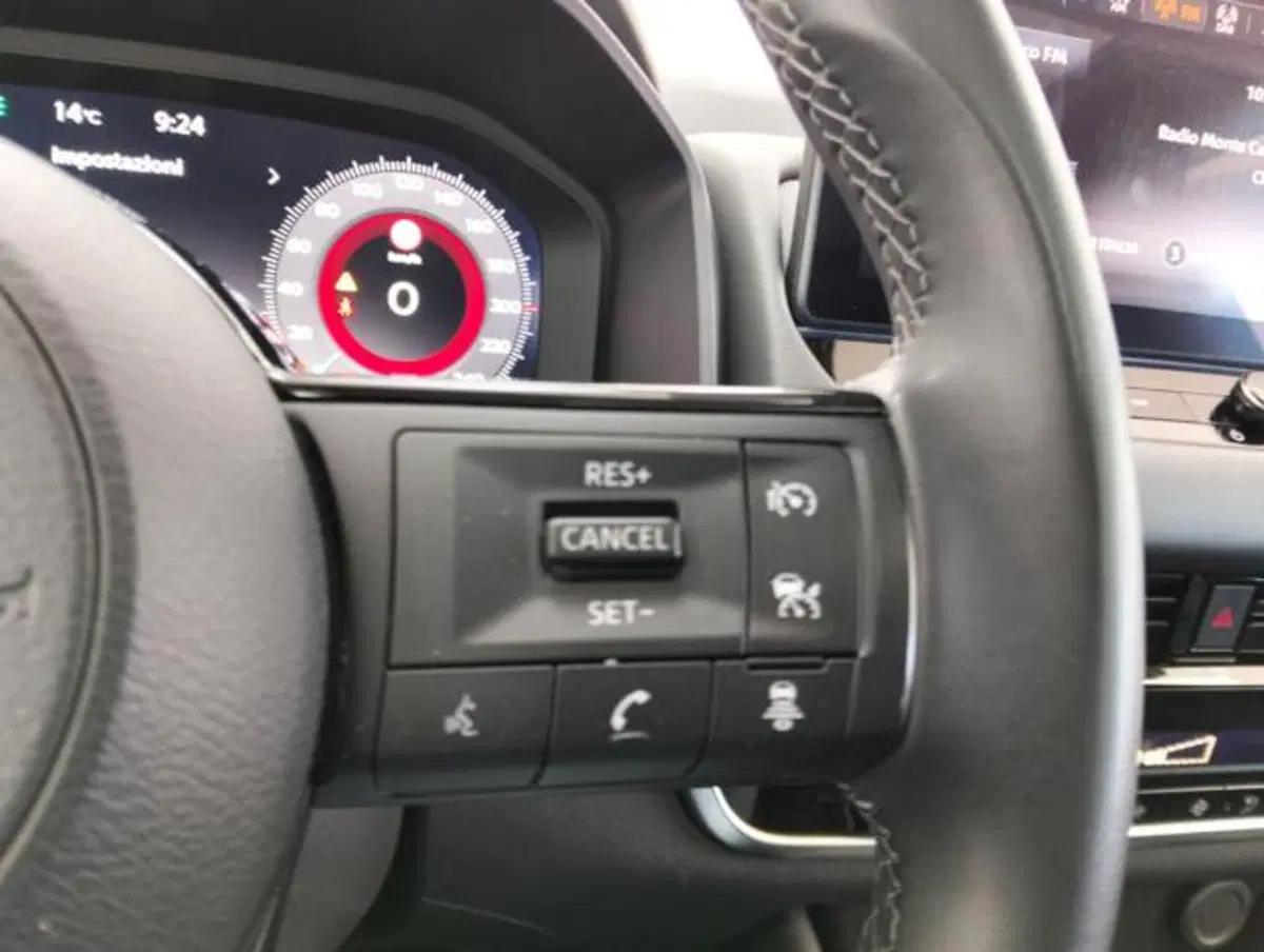 Nissan Qashqai usata a Como (11)
