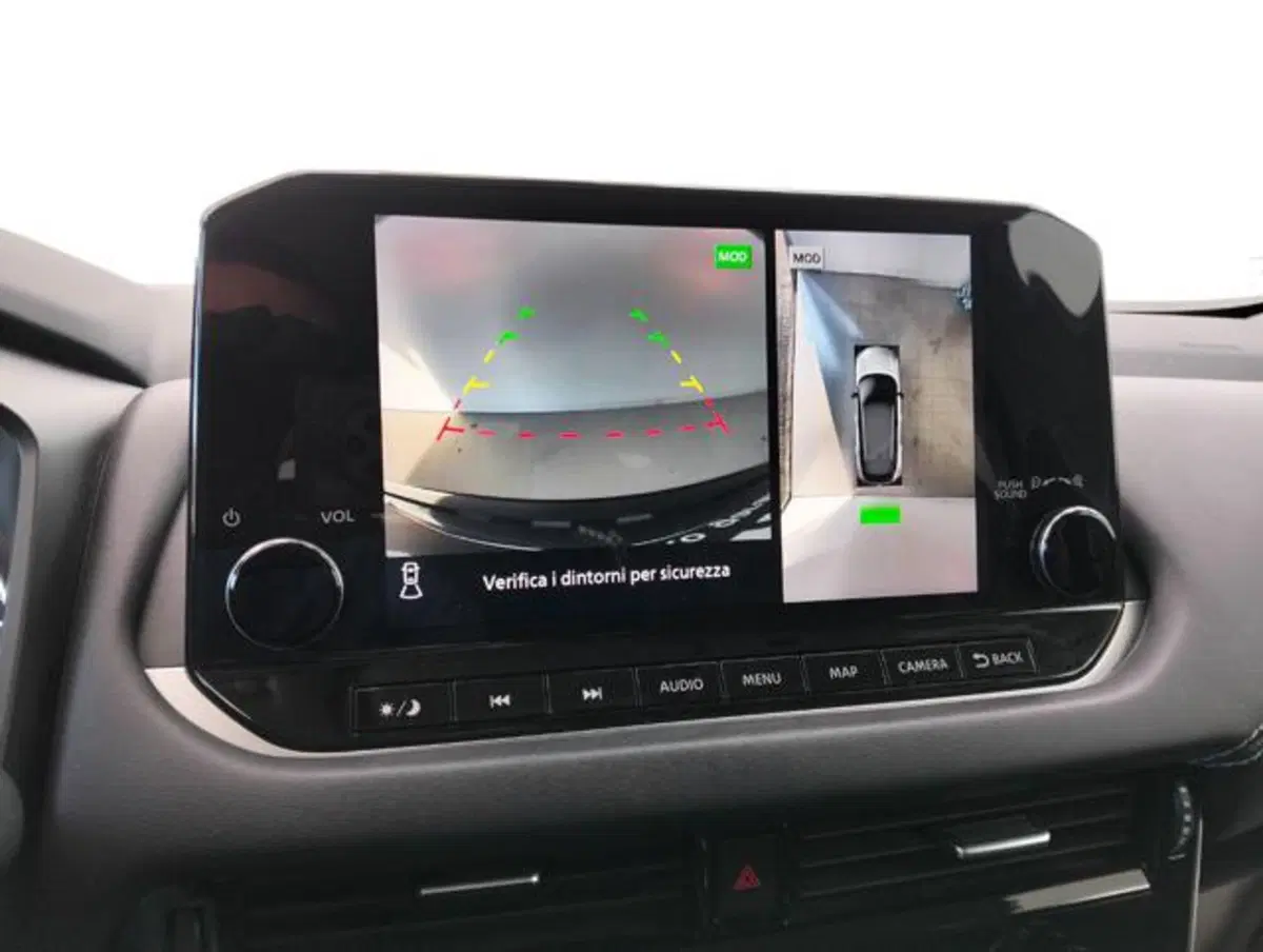 Nissan Qashqai usata a Como (16)