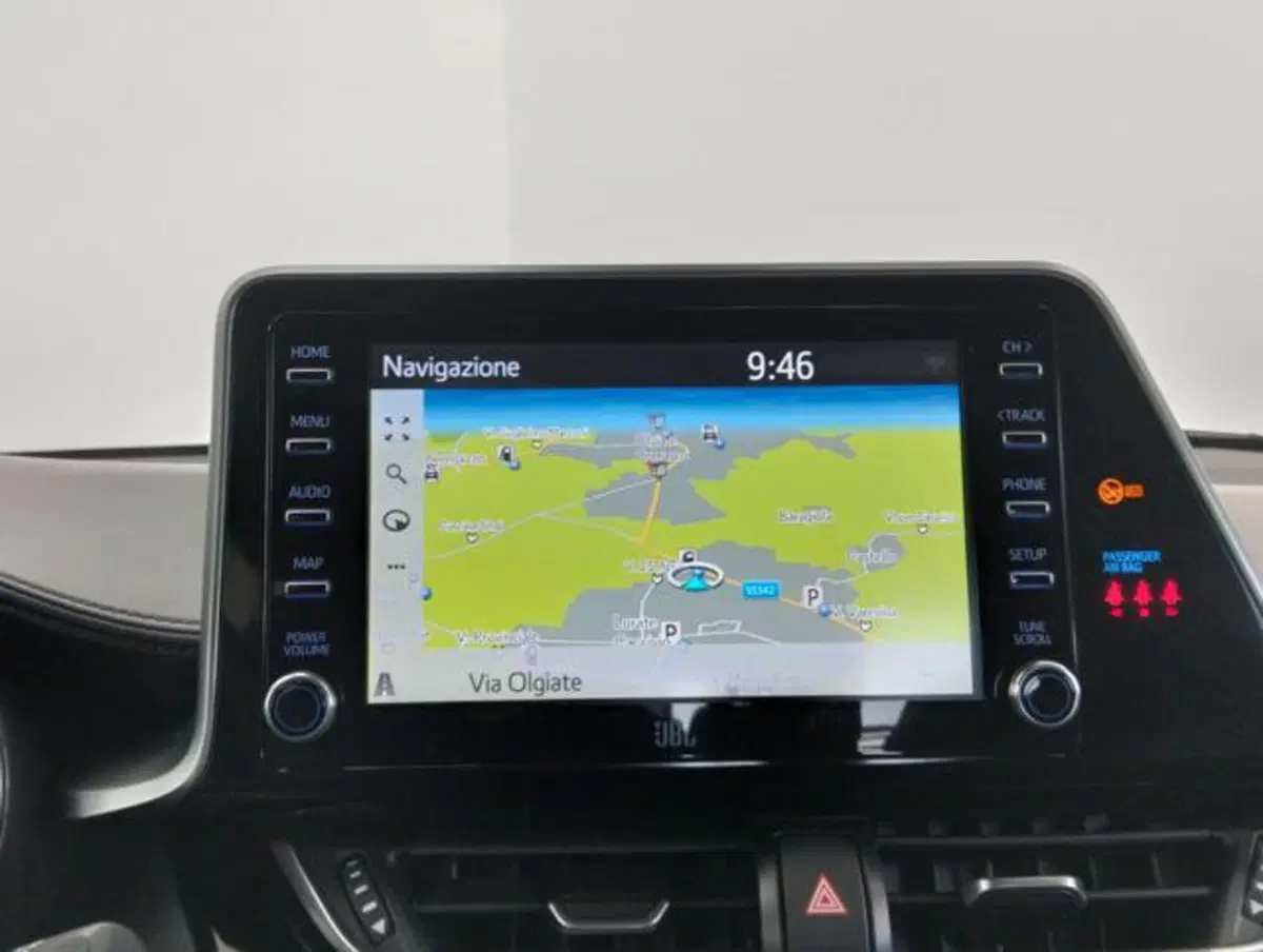 Toyota Toyota C-HR usata a Como (12)