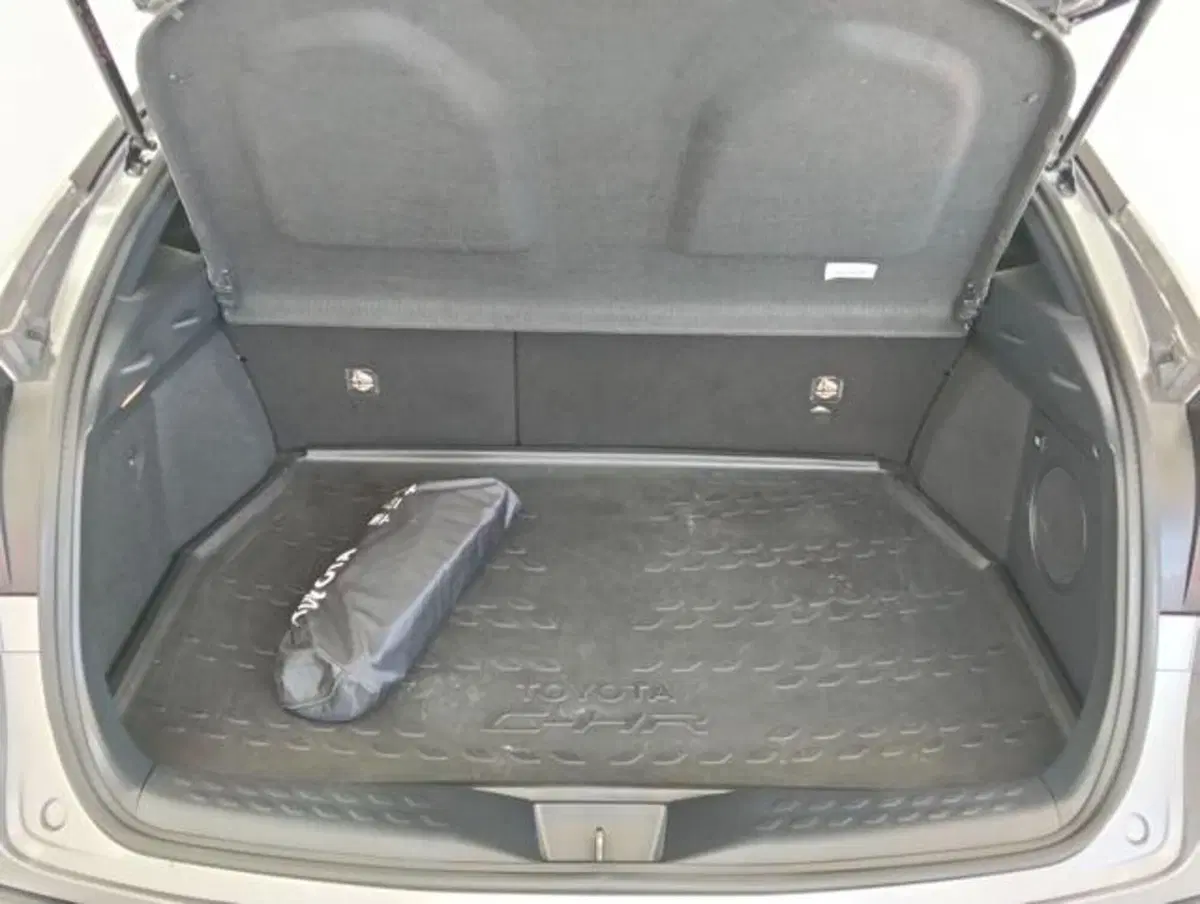 Toyota Toyota C-HR usata a Como (19)
