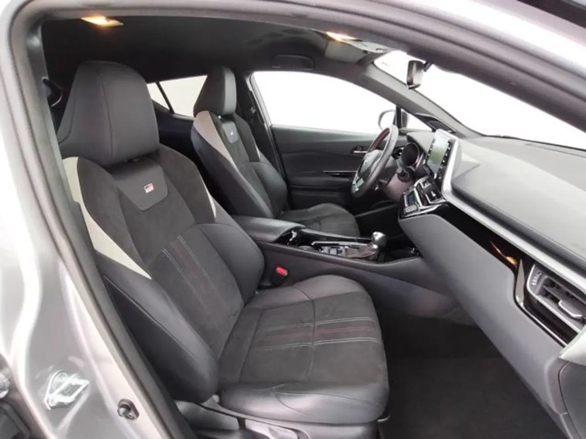 Toyota Toyota C-HR usata a Como (3)