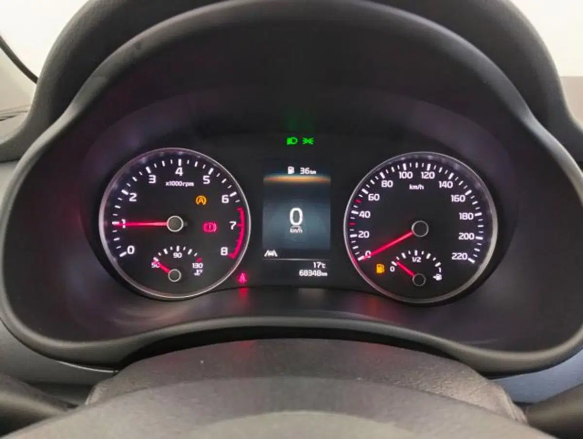 Kia Stonic usata a Como (10)