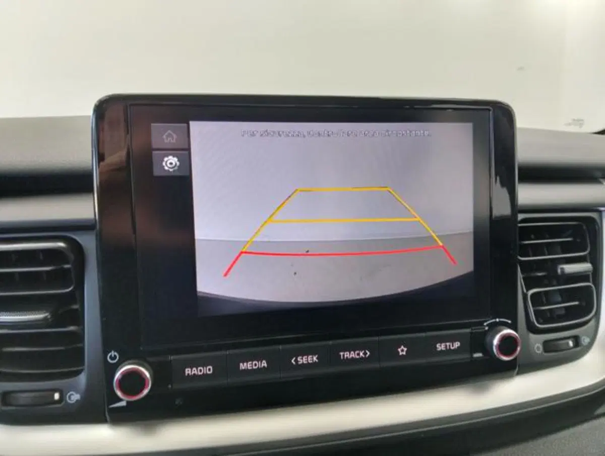 Kia Stonic usata a Como (14)
