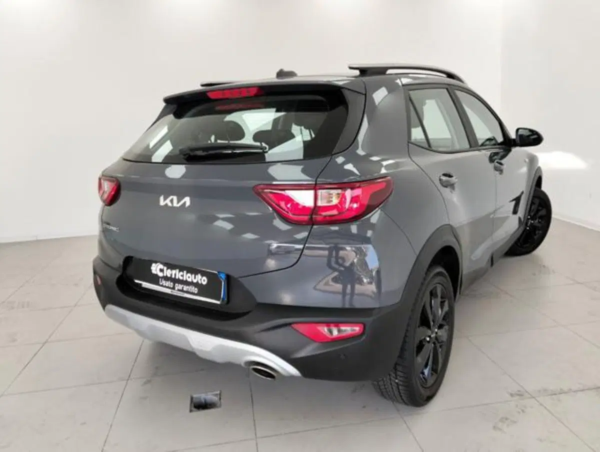 Kia Stonic usata a Como (2)