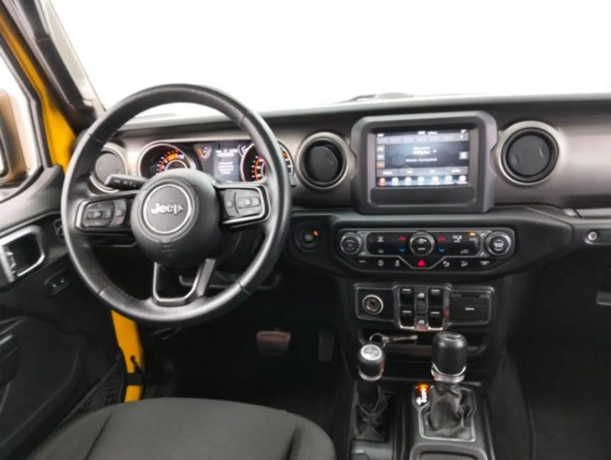 Jeep Wrangler Unlimited usata a Como (10)