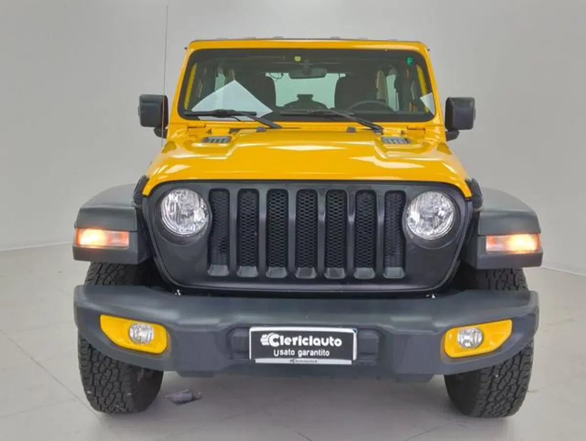 Jeep Wrangler Unlimited usata a Como (6)
