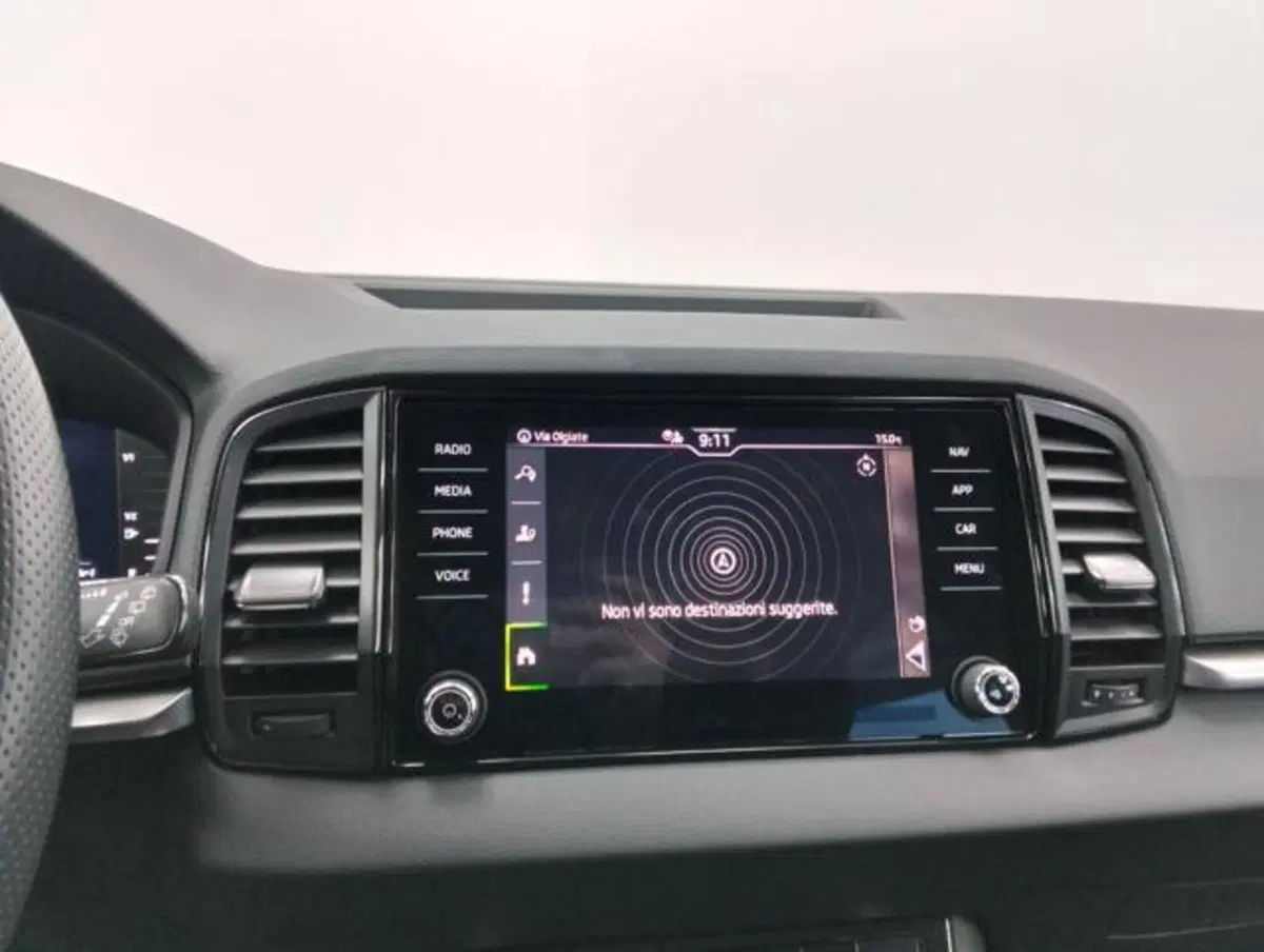 Skoda Karoq usata a Como (12)
