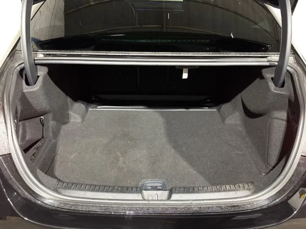 Mercedes-Benz Classe E usata a Bologna (8)