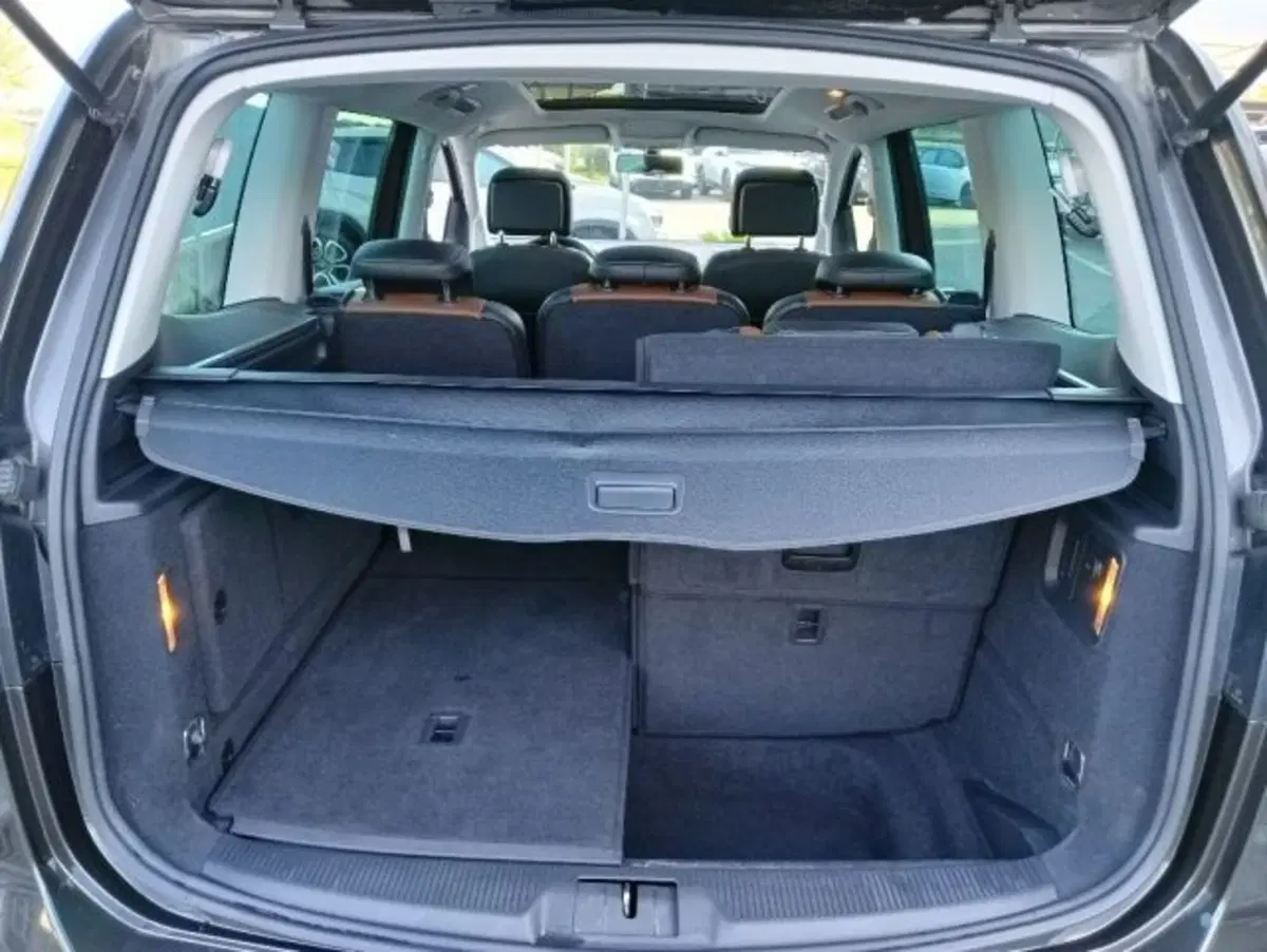Volkswagen Sharan usata a Brescia (18)